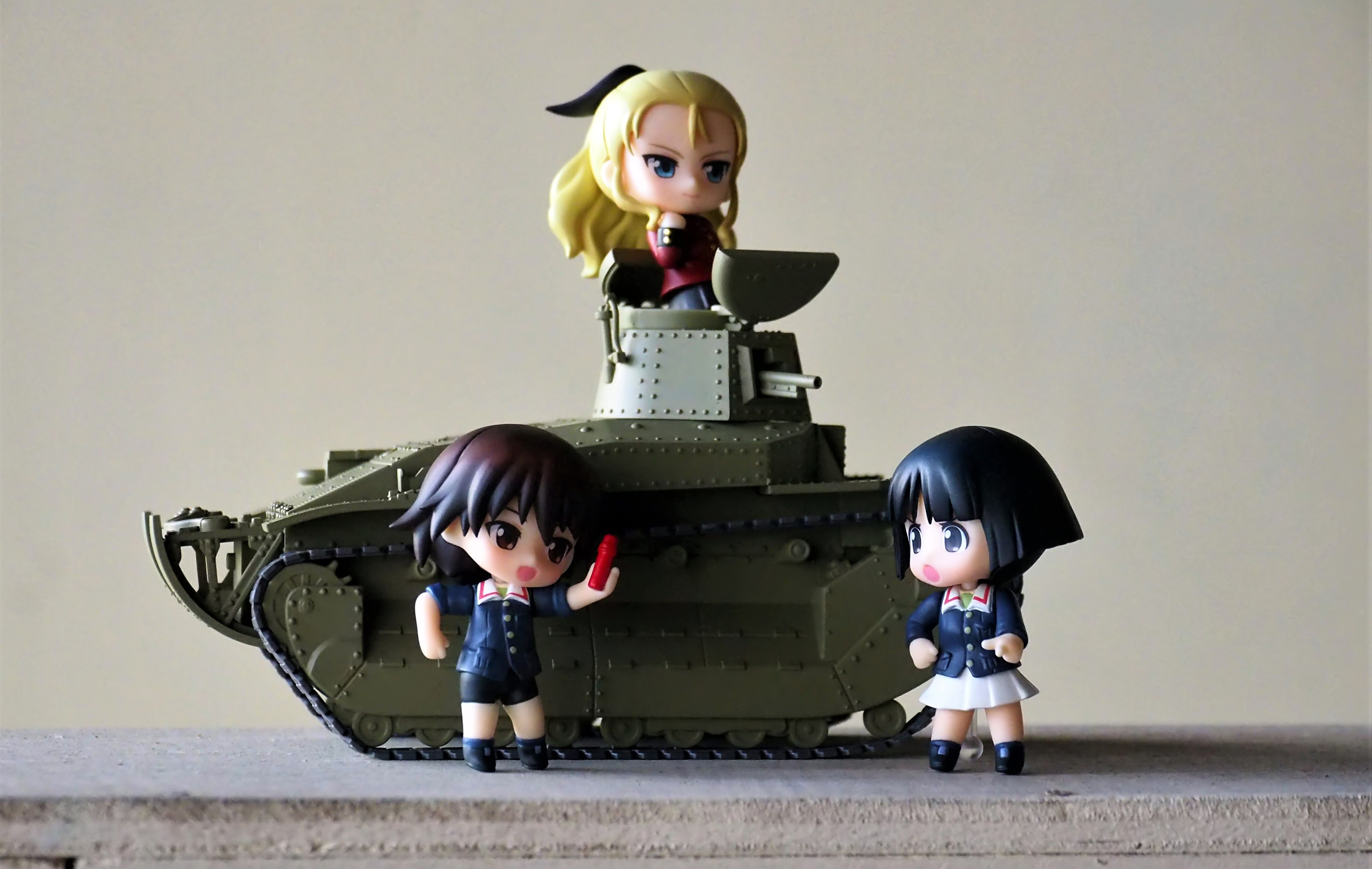 Panzer mit Mädchen